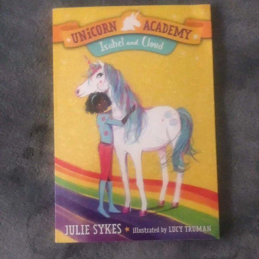 “Unicorn Academy” Books - Picture 6 of 7